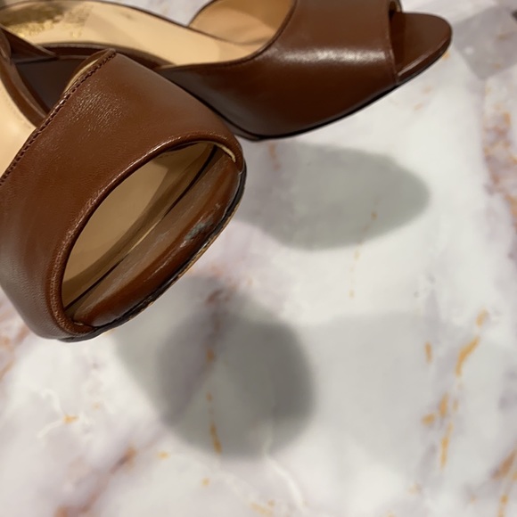 Vince Camino wedge shoes with peek toe and ankle strap. SZ 9 . Worn once - Picture 7 of 7